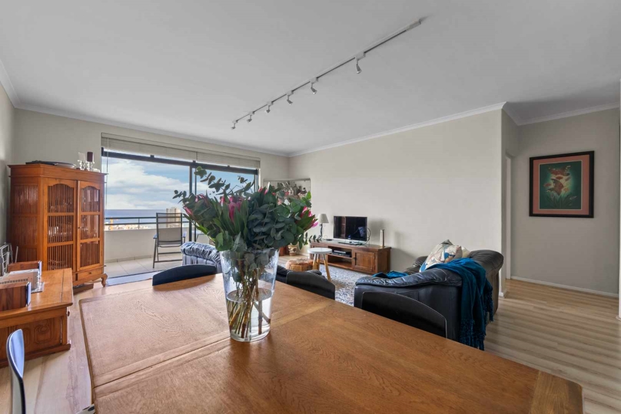 3 Bedroom Property for Sale in Sea Point Western Cape